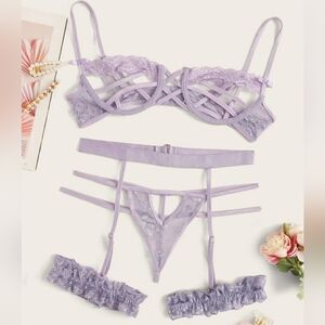 NWOT Criss Cross Underwire Lingerie Set w/ Garter; Lilac Purple; Medium